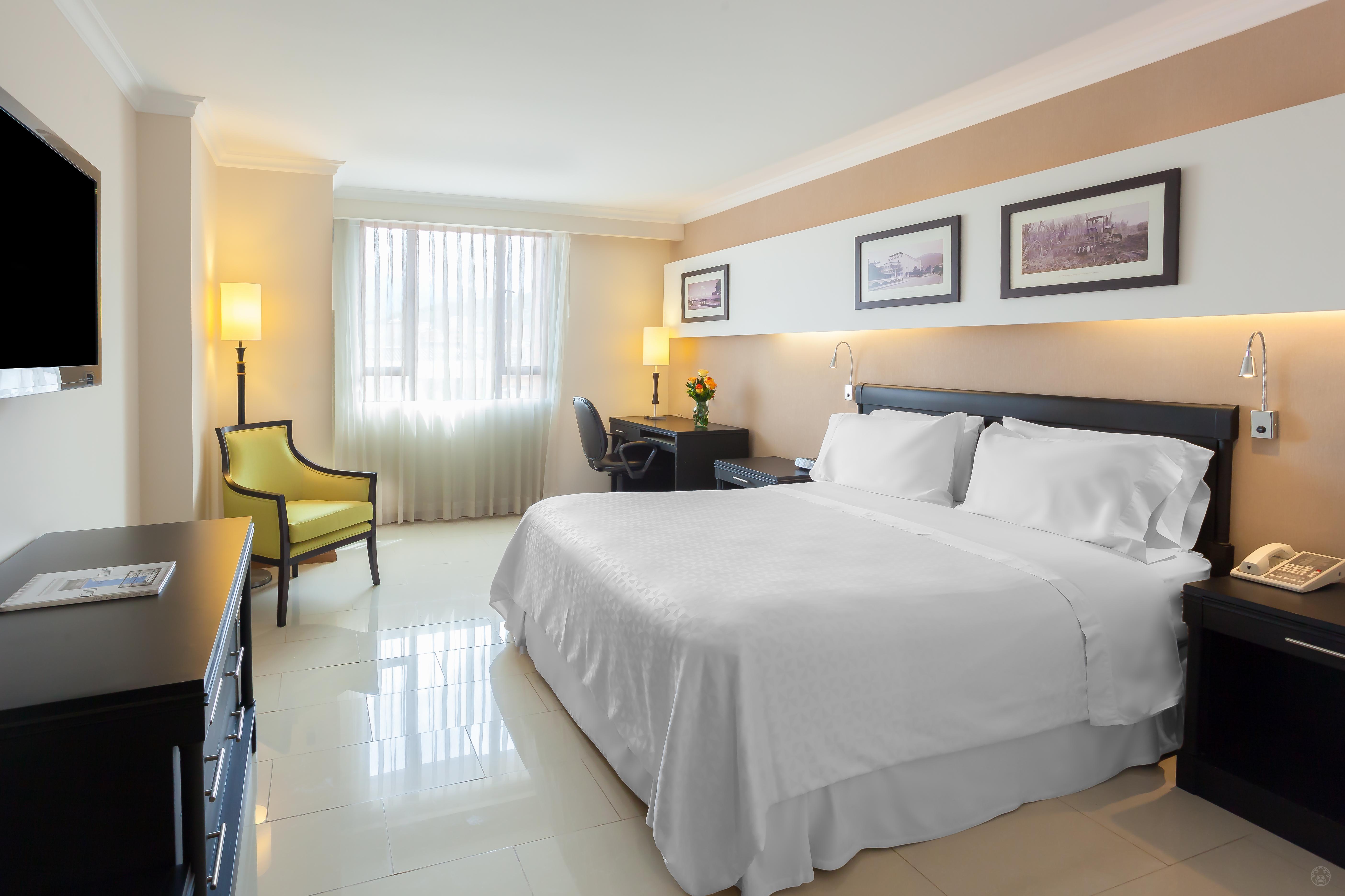 Sonesta Hotel Cali Exterior photo