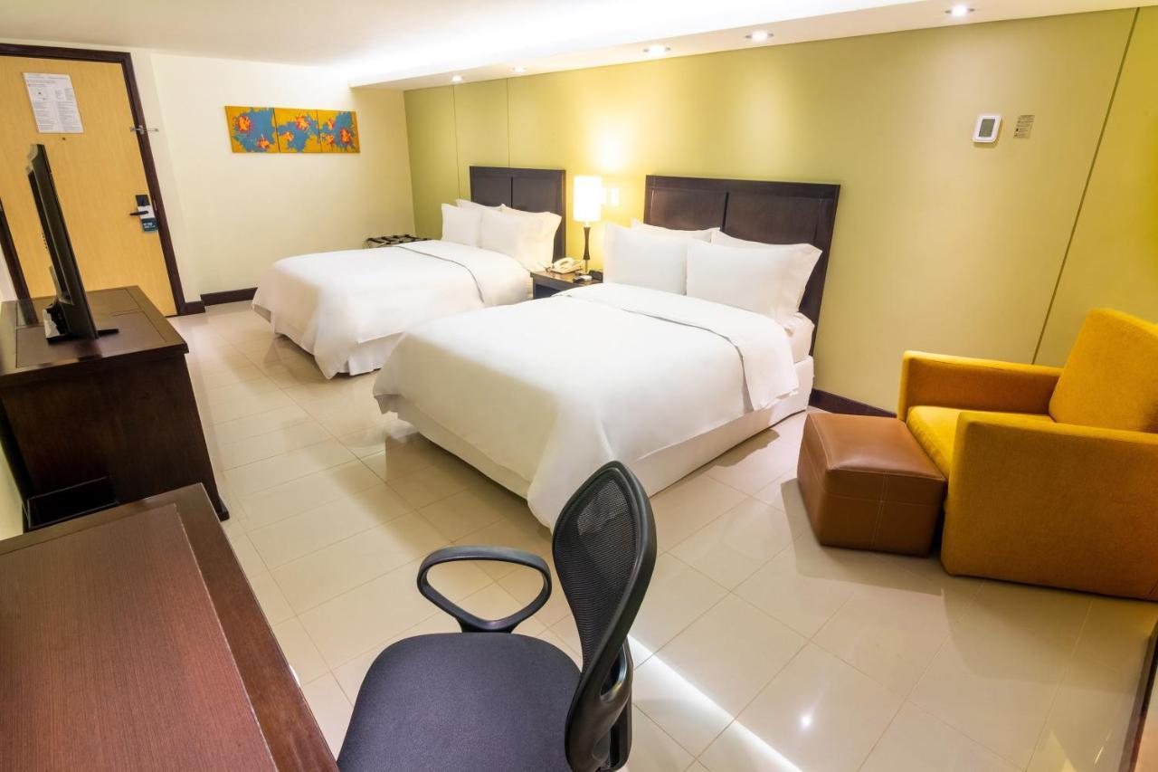 Sonesta Hotel Cali Exterior photo